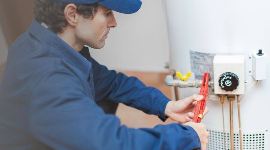 Local water heater installation in Rush Hill, MO